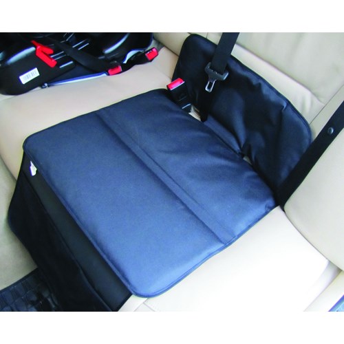 Istme kaitse turvatooli alla M+